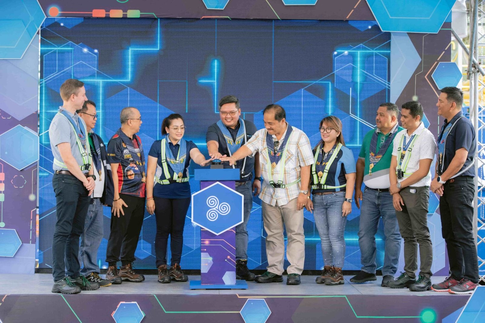 Davao de Oro Gets Southeast Asia’s First Floating Battery Storage System