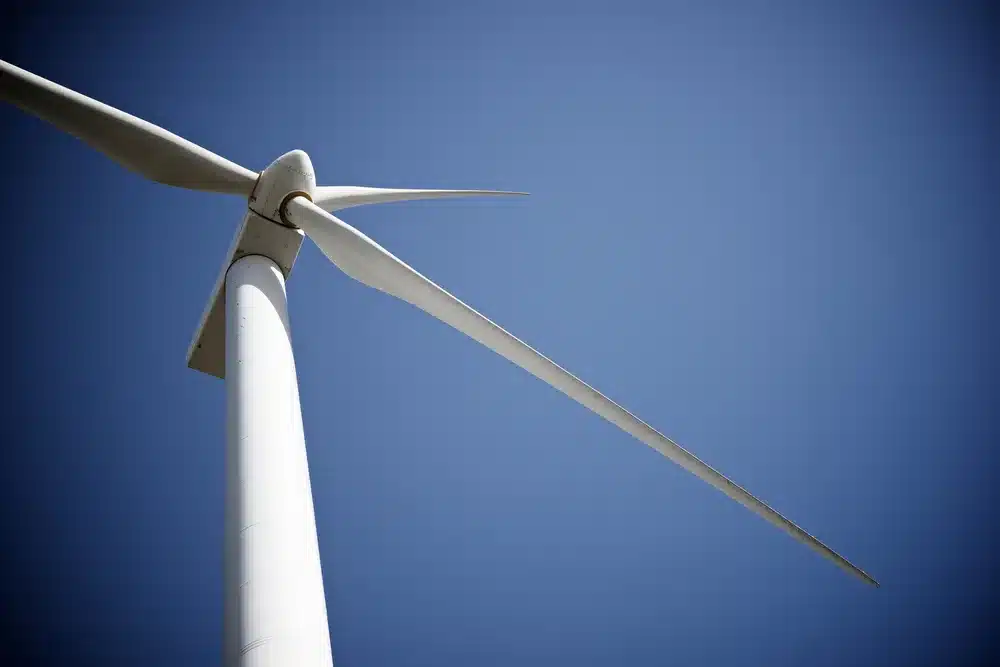 ACEN Pumps ₱3.85 Billion Into Quezon Wind, Zambales Battery Projects
